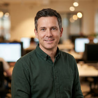 Daniel Carter, apresentado como Diretor de Tecnologia na Píncaro Capitável, em imagem de perfil